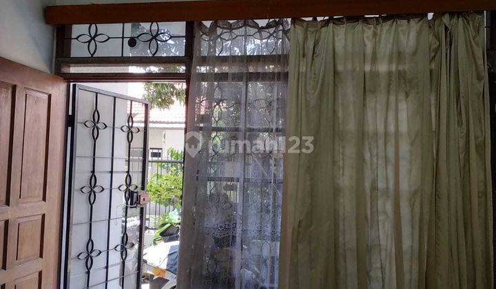 Rumah Siap Huni Lokasi Dekat Ke Pasar Segar di Taman Kopo Indah 2 2