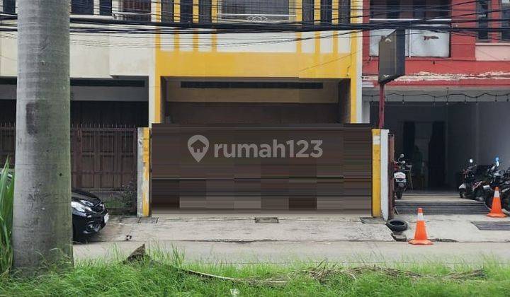 Ruko Tiga Lantai, Mainroad Dekat Indomaret di Taman Kopo Indah 2 1