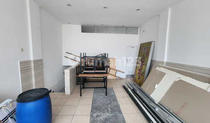 A Shop House is Very Suitable for an Eatery in Taman Kopo Indah 2 A Shop House is Very Suitable for an Eatery in Taman Kopo Indah 2