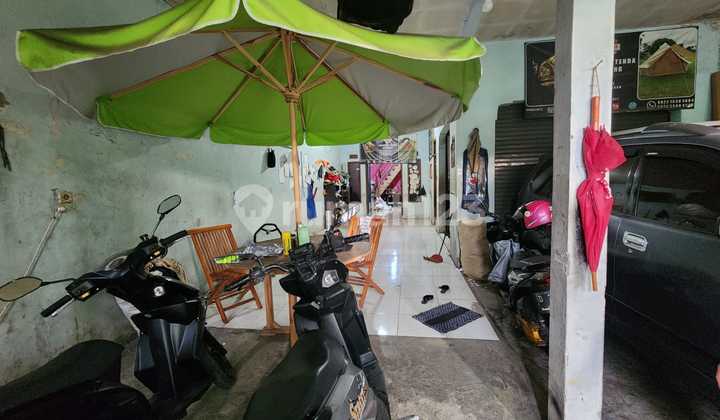 Strategic Shop House in Nanjung, Busy Area Suitable for Business 2