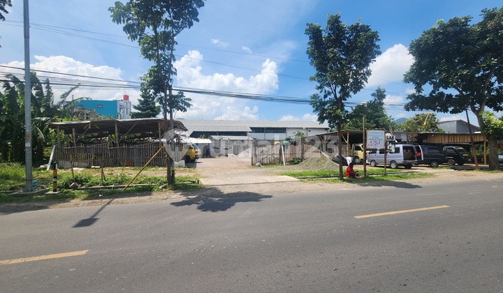 Tanah Sangat Dekat Tol Soroja, Kontainer 40 Feet Bebas di Soreang Cipatik Tanah Sangat Dekat Tol Soroja, Kontainer 40 Feet Bebas di Soreang Cipatik