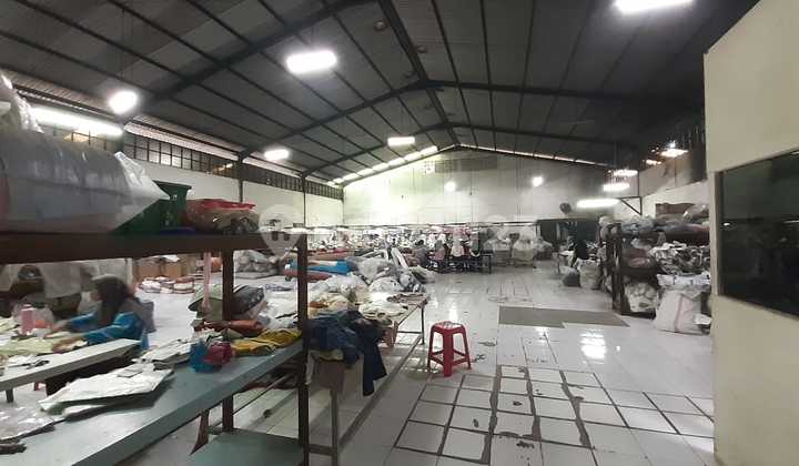 Gudang Cocok Untuk Pabrik Dekat Tol di Cibolerang Gudang Cocok Untuk Pabrik Dekat Tol di Cibolerang