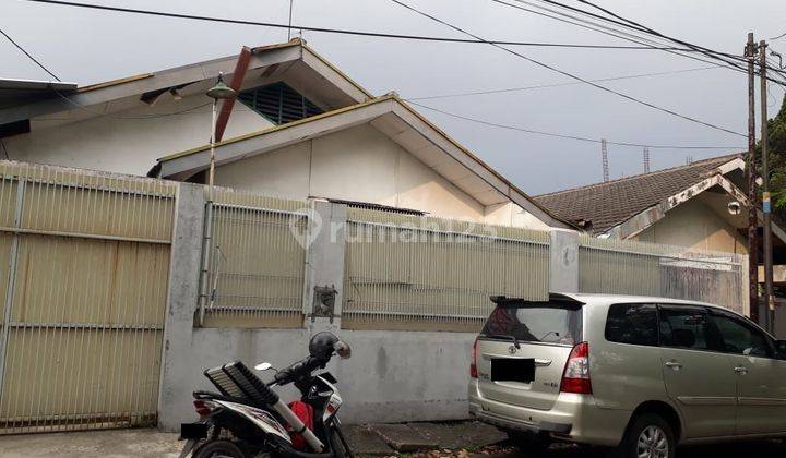 Rumah Dengan Luas Tanah 1716m2 di Dian Permai 1