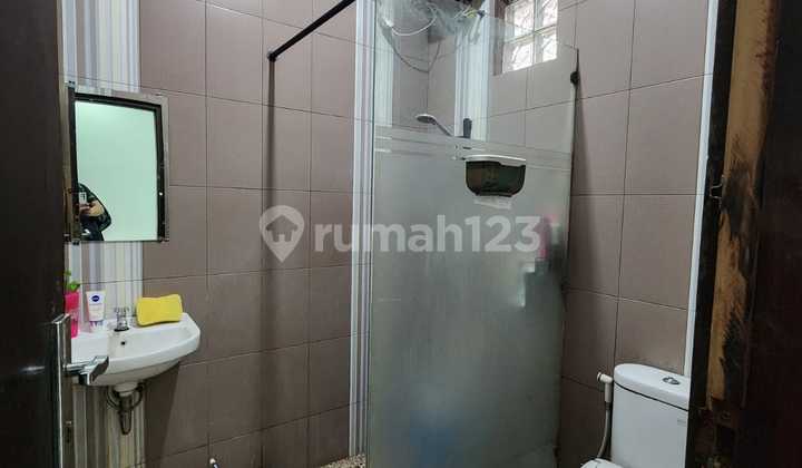 Rumah Baru Minimalis, One Gate System di Taman Kopo Indah 3 2