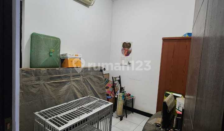 Rumah Dekat Akses Tol di Taman Kopo Indah 3 2