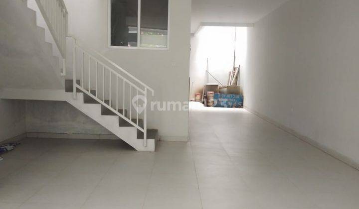 Rumah Bagus One Gate System Siap Huni di Kopo Mas Tersedia 2 Unit 1