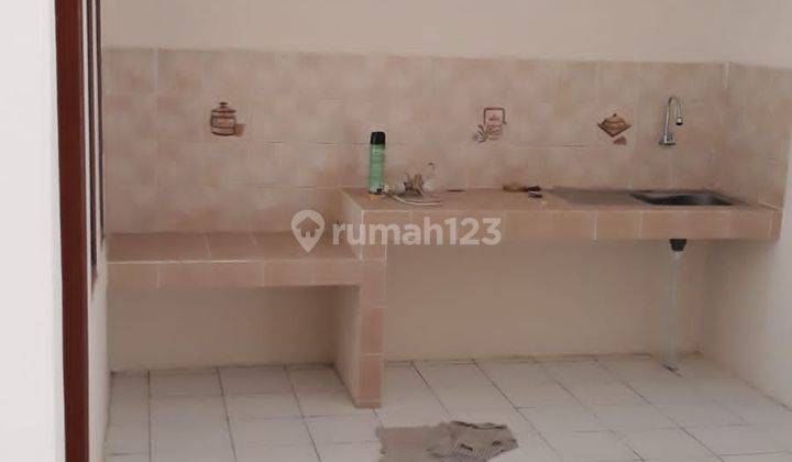 Rumah Siap Huni Minim Renovasi di Taman Kopo Indah 1 2