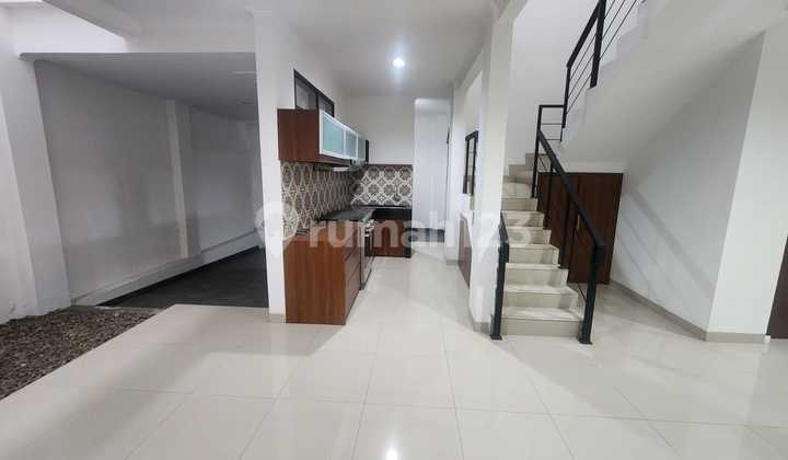 Rumah Hook Siap Huni di Taman Kopo Katapang 2