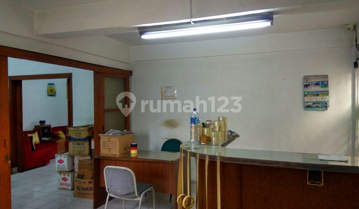 Warehouse Located in the City Center in Garuda Warehouse Located in the City Center in Garuda