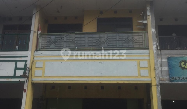 Ruko 2 Lantai Cocok Untuk Ekspedisi di Taman Kopo Indah 2