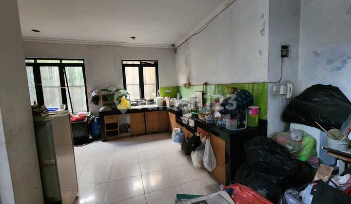 Shop House Suitable for Business Location in Kopo 2
