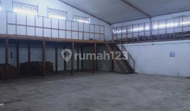 Gudang Area Industri Akses Kontainer 20 Feet di Cibolerang bisa Disewakan
