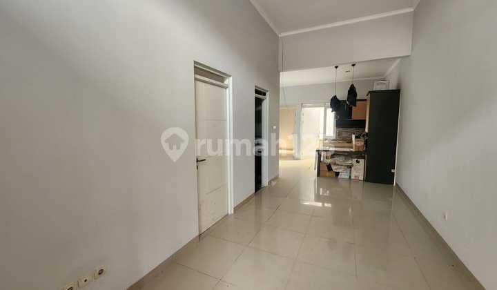 Rumah Cluster One Gate Sytem di Diamond Residence, Manglid Sayap TKI 2