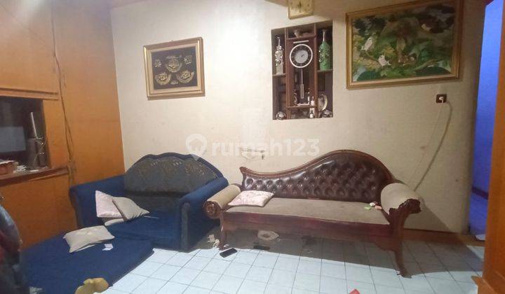 Rumah Strategis Nyaman Dihuni di Taman Kopo Indah 1 2