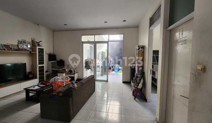 Rumah Strategis di Taman Kopo Indah 5 - Siap Huni Dekat Tol