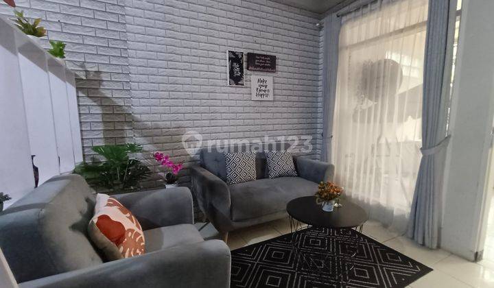 Rumah Include Furnish Jamin Nyaman di Graha Hijau Kopo 1