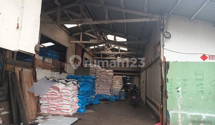 Gudang Lokasi Strategis Kawasan Industri di Holis