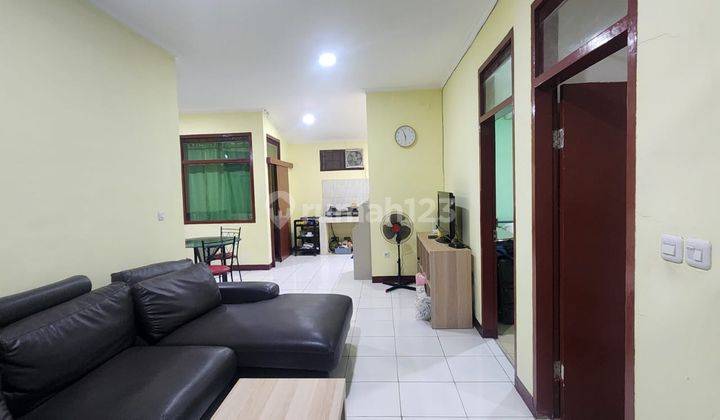 Rumah Full Furnished, Akses Jalan 2 Mobil di Taman Kopo Indah 1 2