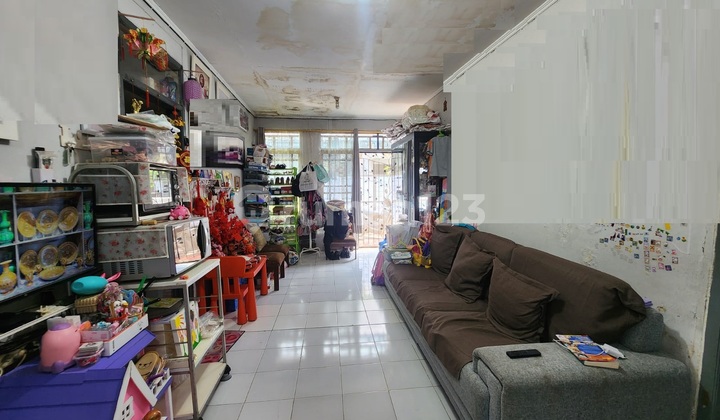 High Roof House Near Kopo Toll in Nata Endah