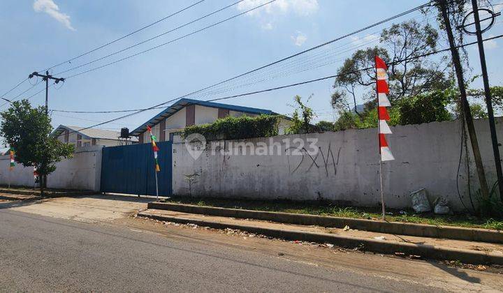 Gudang Area Industri, Akses Kontainer di Cipatik 1