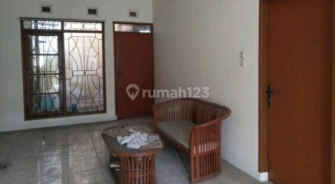 Rumah One Gate System Aman dan Nyaman di Taman Kopo Indah 3 2