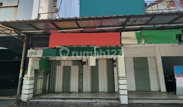 Ruko Cocok untuk Tempat Usaha Kawasan Ramai di Taman Kopo Indah 2 bisa Disewakan