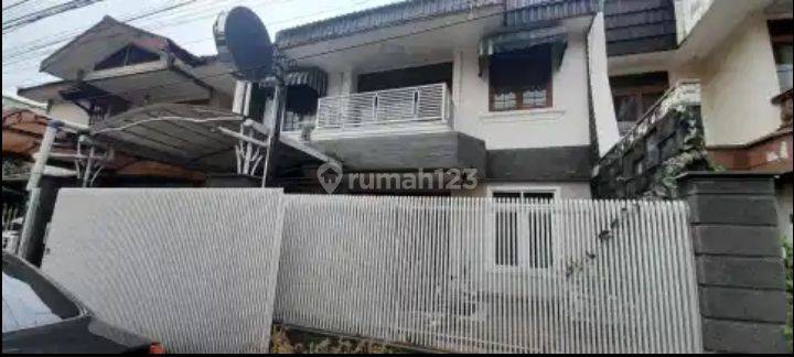 Rumah Strategis Komplek Turangga Dekat Trans Studio 1