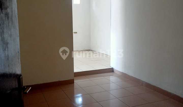 Disewakan Rumah Luas Cocok Untuk Kantor 2