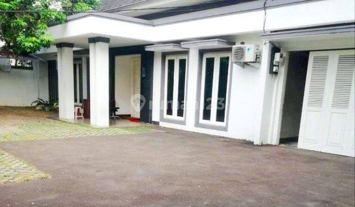 Rumah Exclusive di Kawasan Elit Kemang Jakarta Selatan 1