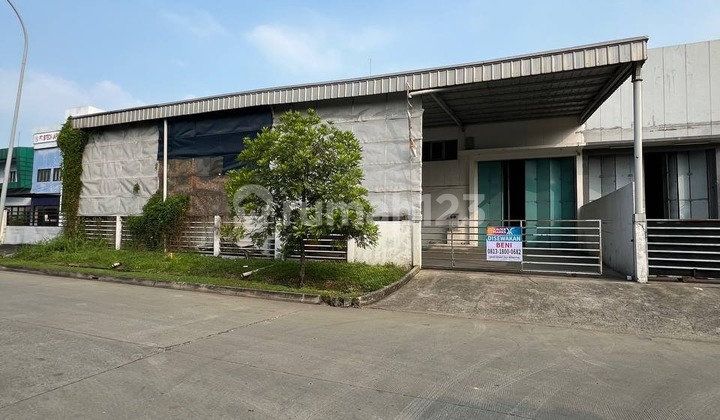 Gudang Luas 1.230m di dalam kawasan industri Delta Silikon Lippo Cikarang 