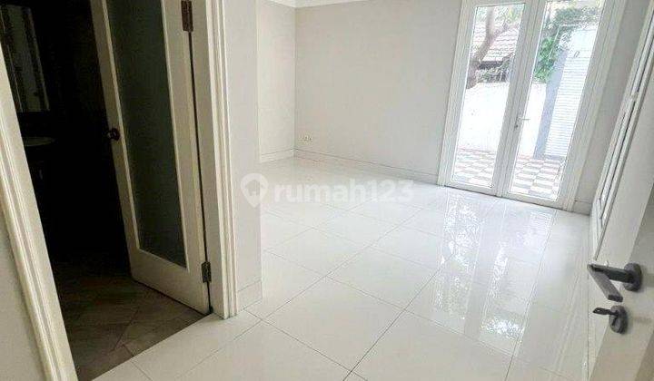 Rumah Exclusive di Kawasan Elit Kemang Jakarta Selatan 2