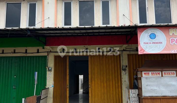 Adjacent Shop House for Rent, Prime Location, Affordable Price in North Cikarang, Bekasi. 2