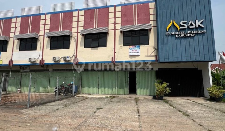 Cheapest Ruko for Rent, Spacious Parking on Jl Raya Ahmad Yani, Karawang 1