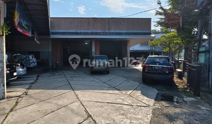 For Sale Quick Cheap Workshop and Cafe with land calculation, Karawang City.