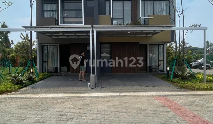 Rumah 2 Lantai BSD City Hanya 1,5 Man Cluster Izzi KPR Free DP