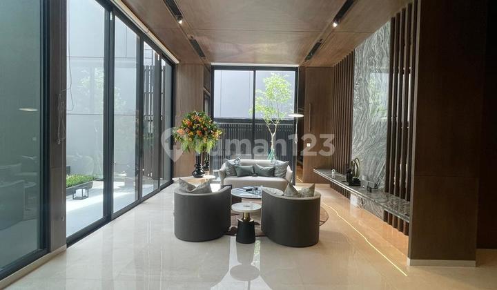 Super Rich House Fully Furnished Botanic Villa Bsd City - View 10 Hectare Park