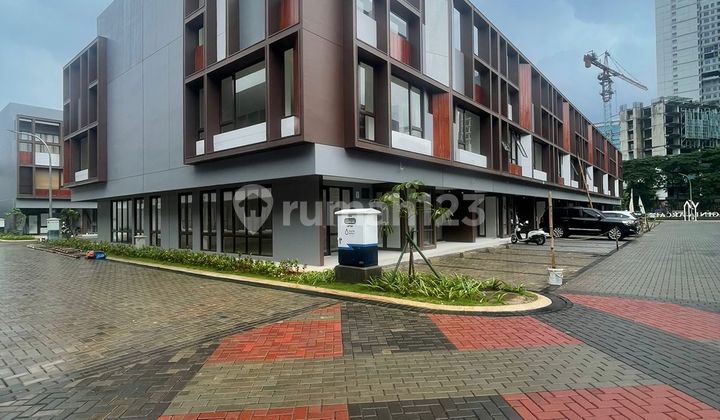 Hook 3 Lantai Siap Pakai Ruko Virginia Arcade Promenade Bsd City