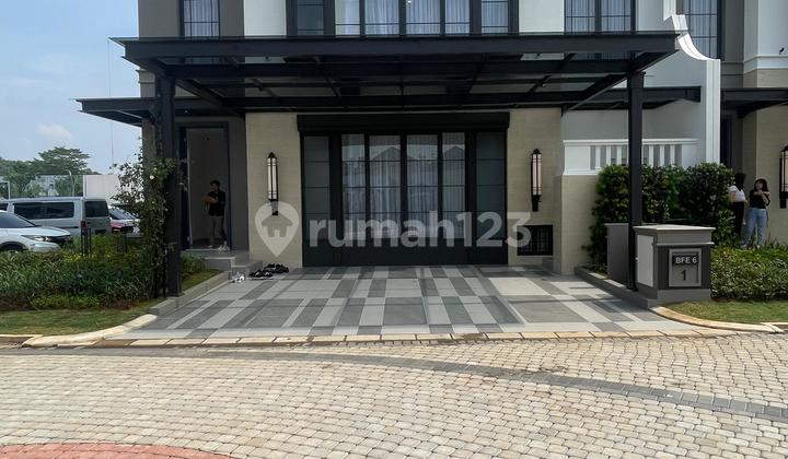 Rumah MEWAH EUROPA MODERN Lebar 12 Cluster BELLEFONT GADING SERPONG