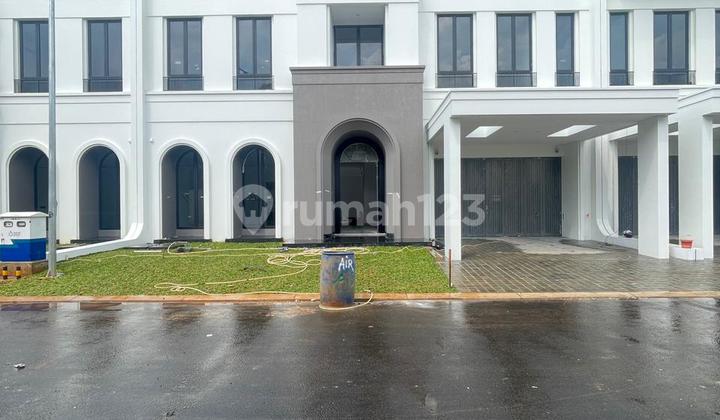 Rumah Super Mewah di Alam Sutera The Gramercy Rumah Super Mewah di Alam Sutera The Gramercy