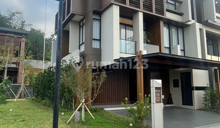 TYPE YUGA RUMAH JEPANG 3 LANTAI TERBESAR Cluster Wynyard HIERA BSD City
