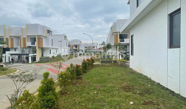 Siap Huni Furnished + Mobil The Blizfield BSD City Siap Huni Furnished + Mobil The Blizfield BSD City