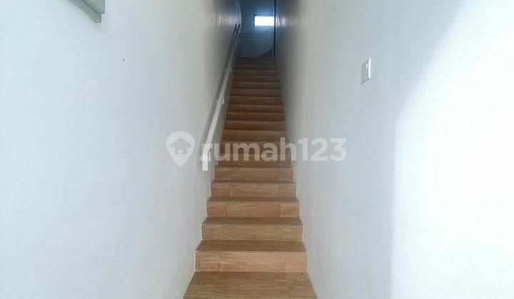 Quick Sale Adjacent Shop House Park Serpong - Ready to Use Just Negotiate 2