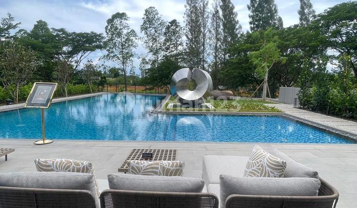 Show House Botanic Villa Bsd City - View Taman 10 Ha