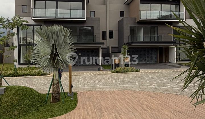 Rumah Sultan 4 Lantai Cluster Layton Navapark BSD City - bisa KPR Rumah Sultan 4 Lantai Cluster Layton Navapark BSD City - bisa KPR
