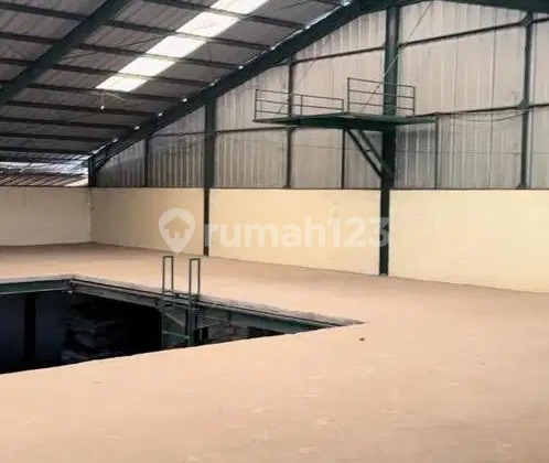 Gudang Masuk Container Tegal Angus, Teluknaga, Tangerang.