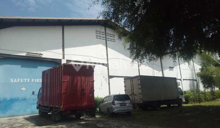 Warehouse/factory for sale located at Gatot Subroto Main Road, Serang.