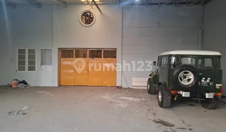 For Rent: Ready-to-Occupy Warehouse on Cendrawasih Street, Cengkareng For Rent: Ready-to-Occupy Warehouse on Cendrawasih Street, Cengkareng