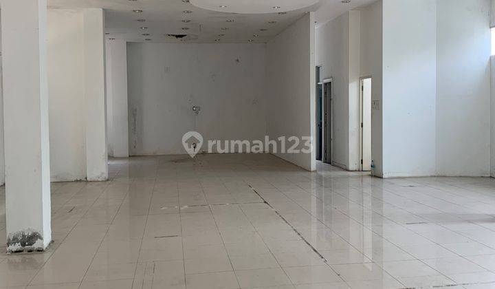 Ruang Usaha Gedung Lokasi Premium Semarang 2