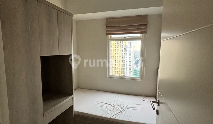 Apartemen Summarecon Bekasi - Springlake 3 Kamar Tidur Furnished
