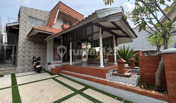 Spacious House with Neat Garden 3 Bedrooms 3 Bathrooms Furnished 1